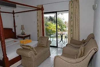 *** Hotel Edens Holiday Villas Port Glaud Seicheles