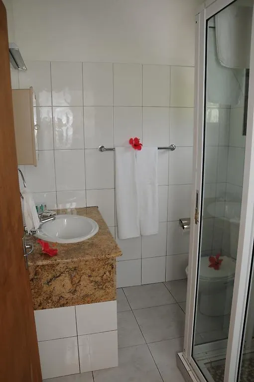Edens Holiday Villas Port Glaud Seicheles