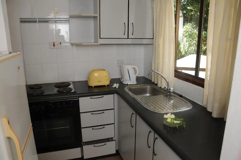 Edens Holiday Villas Port Glaud 3*,